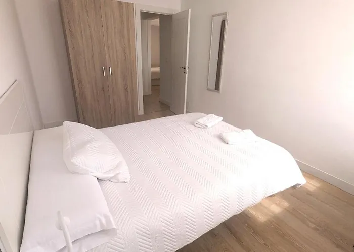 Centrico Alba * Santander